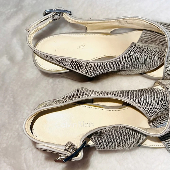 Calvin Klein Jill Silver Metallic Snakeskin Slingback Block Heels 6 Women’s - Picture 10 of 13